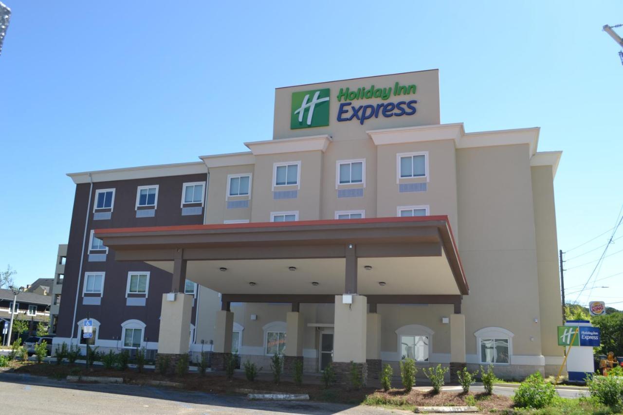 Holiday Inn Express Tallahassee-University Central By Ihg Exterior foto