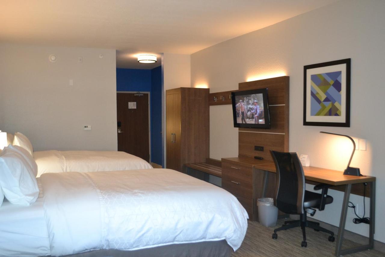 Holiday Inn Express Tallahassee-University Central By Ihg Exterior foto